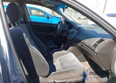 2005 Honda Accord 2.4 Ex из США, поврежденный, VIN 1HGCM56755A173096